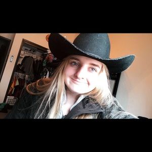 Meet your Posher, River